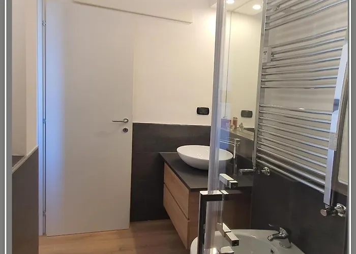 Etienne's Comasina * Milano